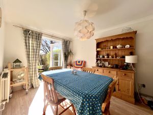 Dining Room- click for photo gallery